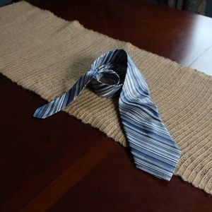 Burma Bibas Accessories - Beautiful Burma Bibas striped tie Burma Bibas Accessories - Beautiful Burma Bibas striped tie